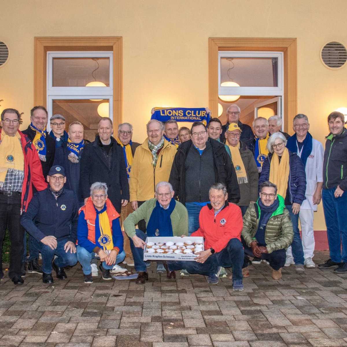 Michael Bitzinger tweet media