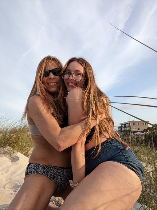 @ThePrincessLea_ BNFF Best Naked Friends Forever!! #hotgirls #hotmoms #brat #ThirstyThursday https://t<a class="tags" target="_blank" title="On Twitter" href="/?out=eyJ0eXAiOiJKV1QiLCJhbGciOiJIUzUxMiJ9.eyJpYXQiOjE3MjIxNTUzODcsImlzcyI6InR3cG9ybnN0YXJzLmNvbSIsIm5iZiI6MTcyMjE1NTM4NywiZXhwIjoxNzUzNjkxMzg3LCJyZWRpcmVjdF91cmwiOiJodHRwczovL3R3aXR0ZXIuY29tL1RoZVByaW5jZXNzTGVhXyJ9.2WlVaWREOuJiHf5g4iiTwaYrBk9zSdLn1YJtyY3xyGkSXqbLvMipB6E5GjezMRiNyELJirld4PAm-kyrTPZ28A">@ThePrincessLea_</a><a href="/tag/brat"class="tags"><span>#brat</span></a><a href="/tag/hotgirls"class="tags"><span>#hotgirls</span></a><a href="/tag/thirstythursday"class="tags"><span>#thirstythursday</span></a><a href="/tag/hotmoms"class="tags"><span>#hotmoms</span></a>