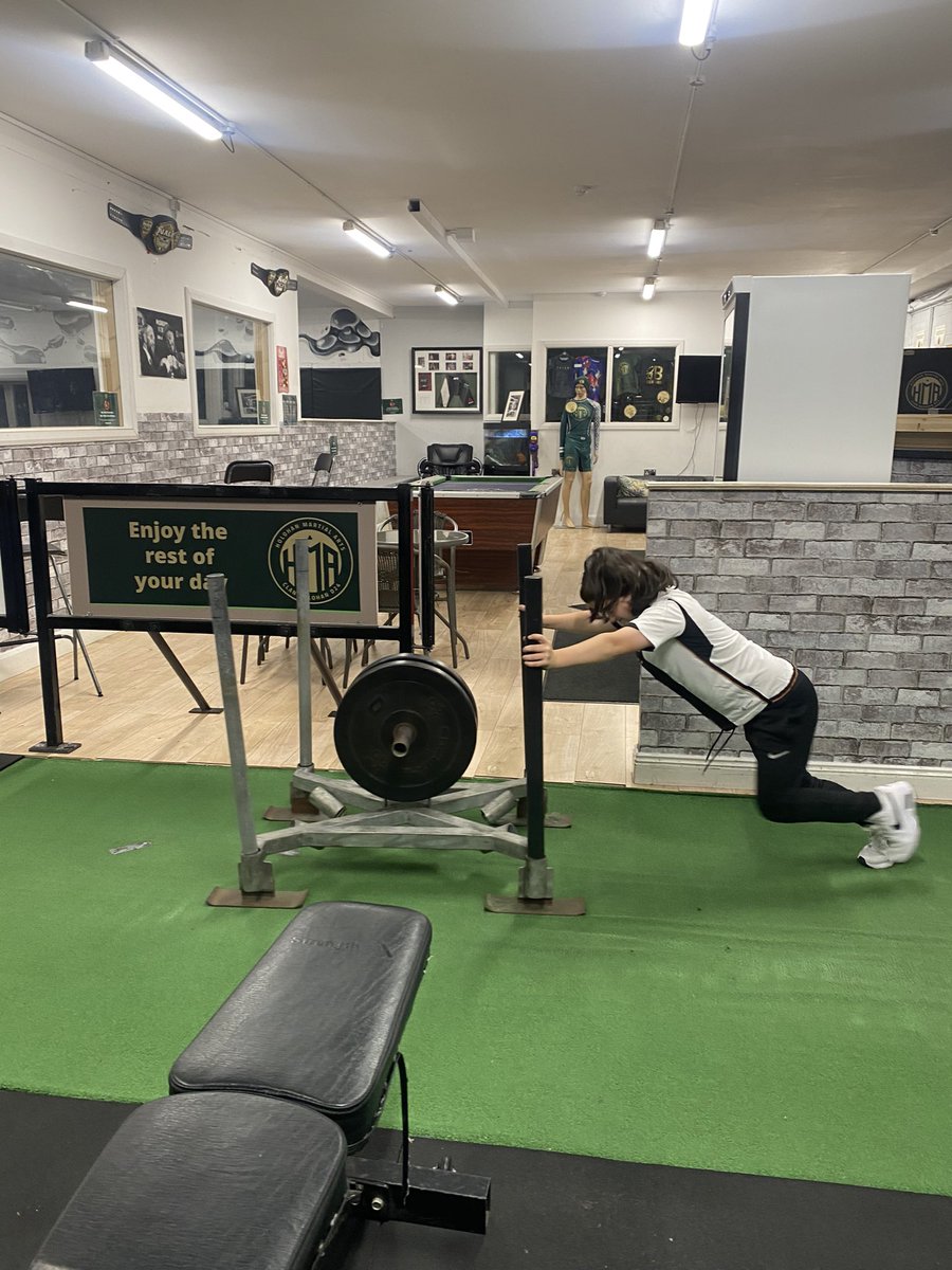 Darren Dillon tweet media