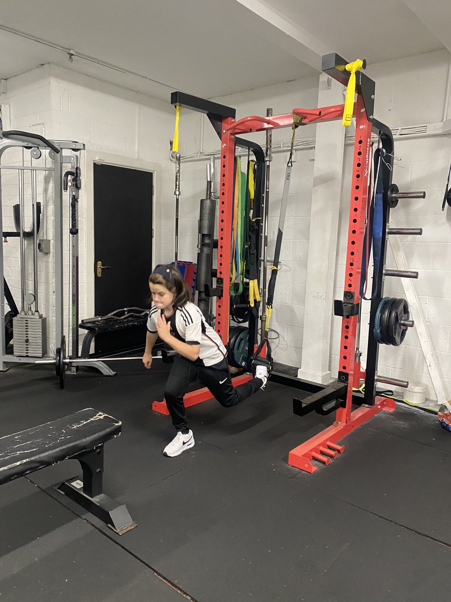 Darren Dillon tweet media