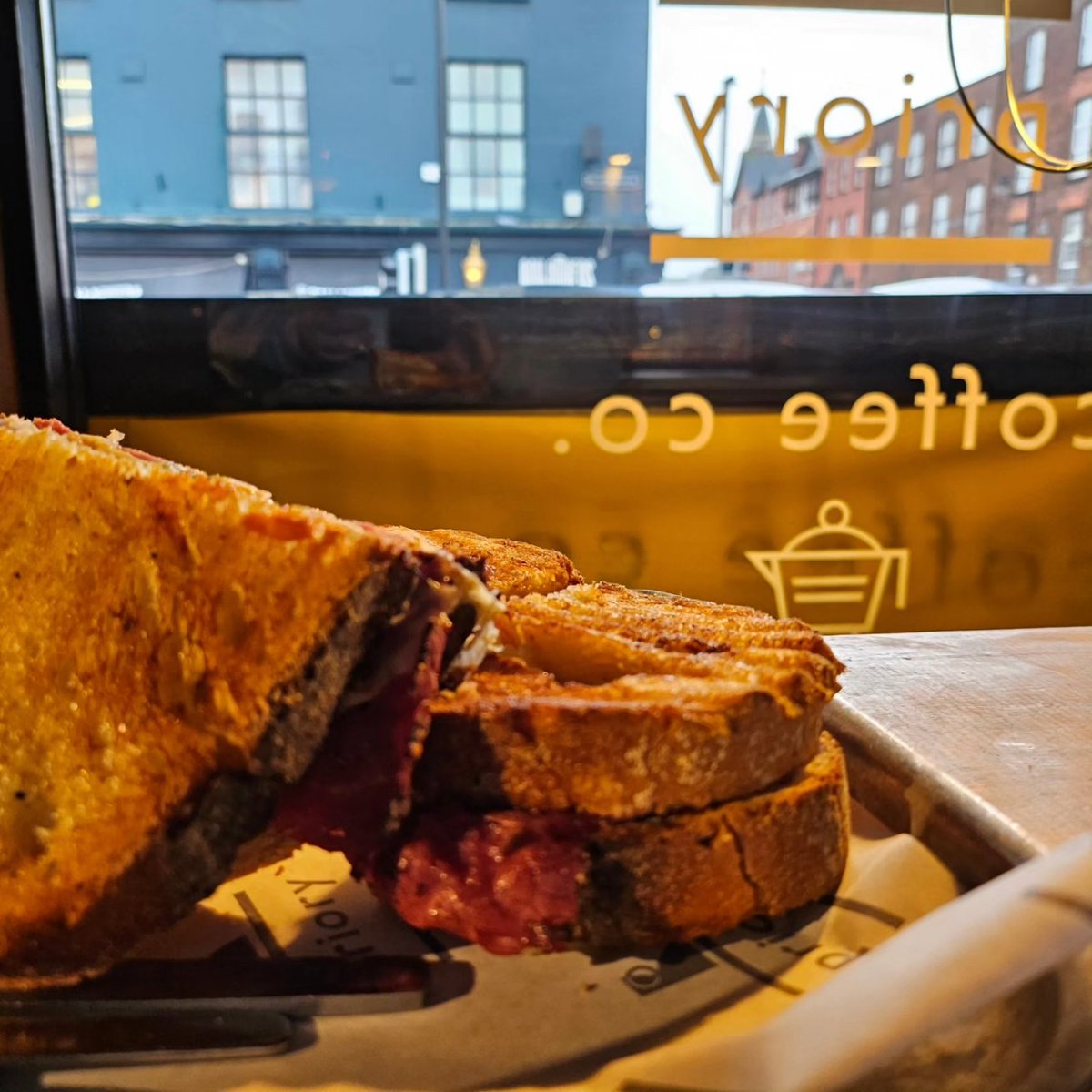 thomil13's tweet photo. @oliver_moran @CorkGreens @greenparty_ie @The_VQ_Cork Absolutely. It's turning from a mere thoroughfare to an actual place. The corner near Priory Coffee in particular is already turning into a social spot! 

(And yes, that food pic had to go in there as well 😉) https://t.co/bPOLBpEc6g