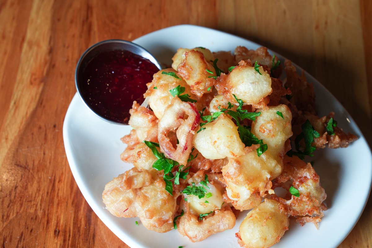 CuttersCrab's tweet photo. Every bite is an absolute delight!
#Cutterscrab #food #dinner #cocktails #drinks #instafood #foodstagram #buzzfeedfood https://t.co/iEcd7S1Y4B