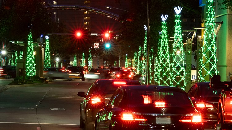 We don't know why, but the Uptown Holiday Lighting isn't happening this year. The area along Post Oak will still be lit up, though.

What we know: khou.com/article/entert…