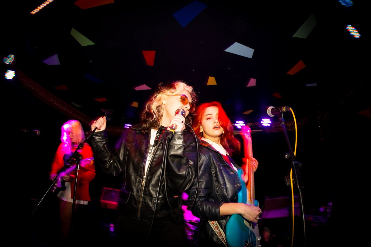 thegreatescape's tweet photo. We can't stop thinking about last night!! 🤩 Thank you to everyone who joined us in London yesterday for our #FIRSTFIFTY live launch! See you again at #TGE24! 🏖

📸 - @Frankowski / @shotbymillie / @Danlandsburgh https://t.co/kjDXxiYSAM