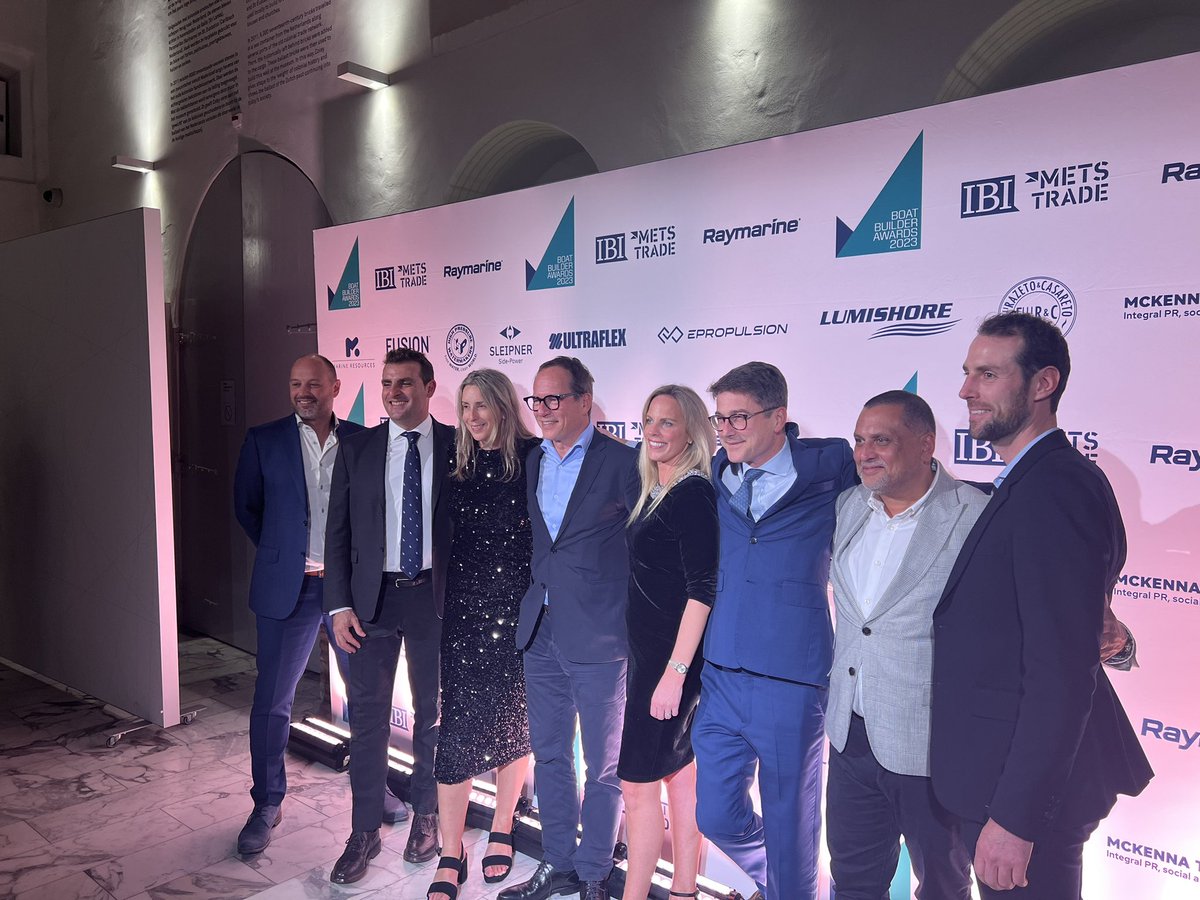 Some very important guests have just arrived, our title sponsor <a href="/Raymarine/">Raymarine</a>! #BoatBuilderAwards
