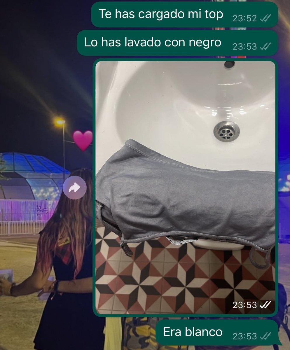 Rockanrollera's tweet photo. Vivir con hombres be like: https://t.co/JLxcPxUPEV