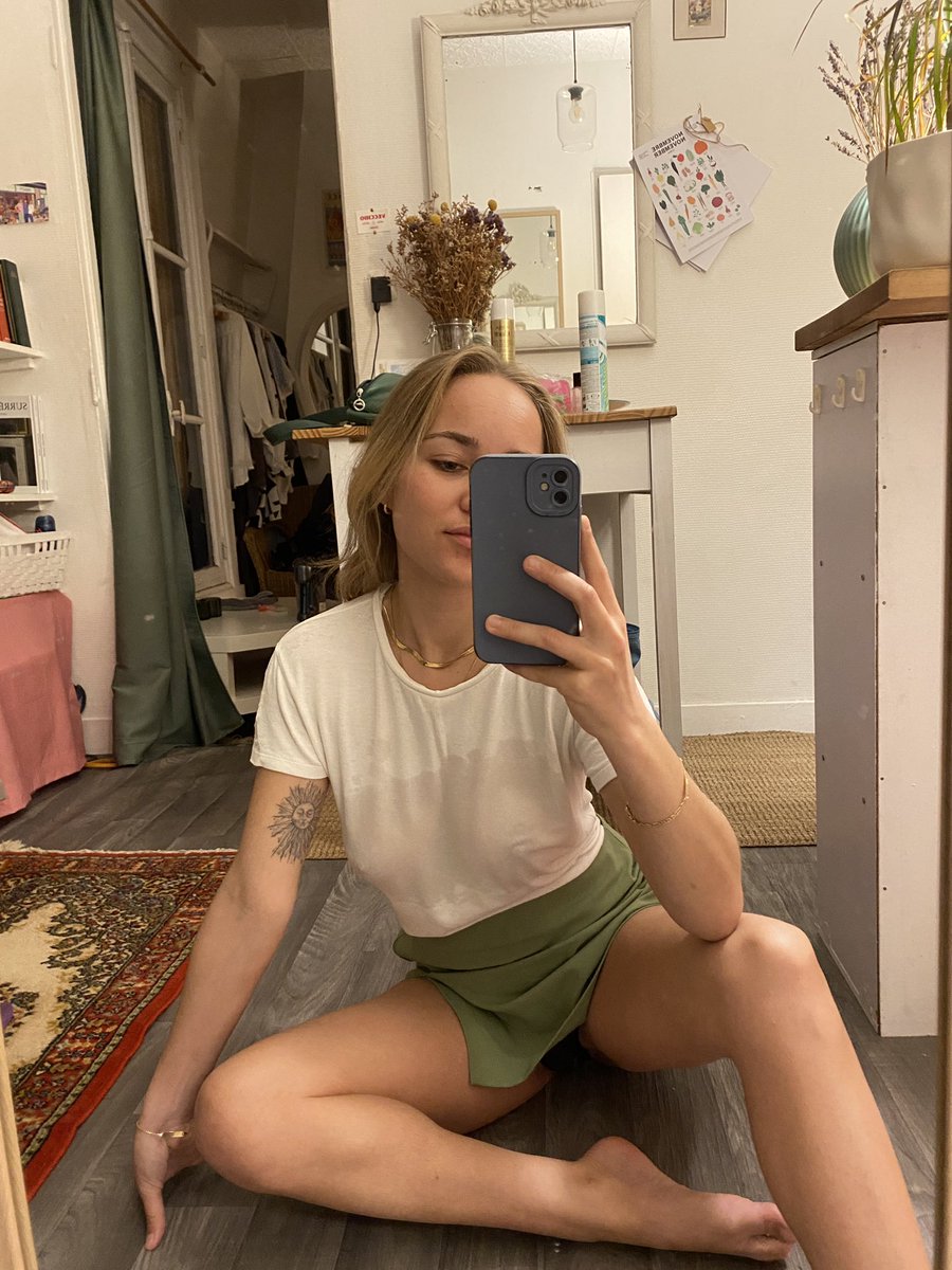 come and join me today on onlyfans 🩷 here : onlyfans.com/haleighviviani  65% OFF just for the 20 fastest babes 🩷