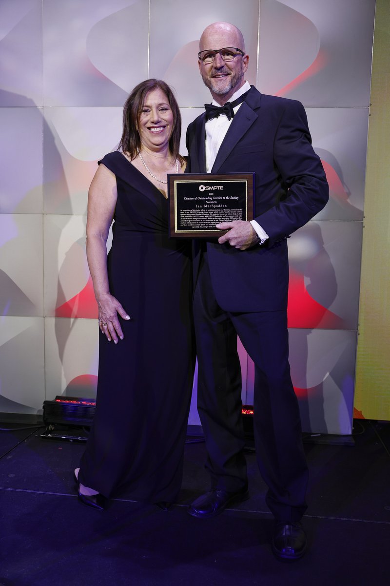 MacSpadden's tweet photo. The @smpteconnect  media technology summit in Hollywood this year kept me busy, from hosting a session to being a panelist and finally receiving an award at the Gala... professional societies are still relevant! https://t.co/DEjN10aRxu