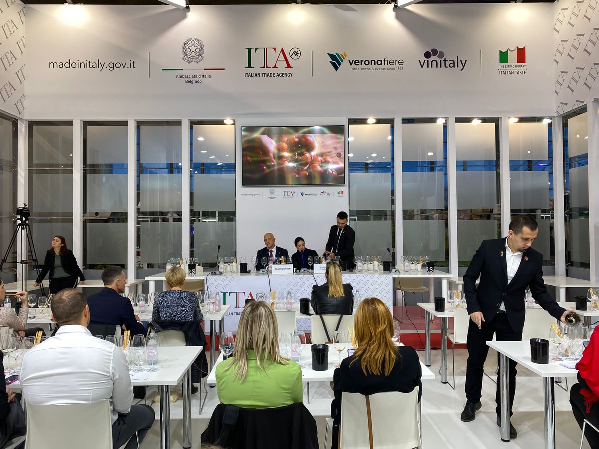 Al via oggi missione commerciale di Vinitaly al Wine Vision by Open Balkan di Belgrado. Alla fiera n°1 per area Balcani con 600 aziende da 28 paesi #Vinitaly con ICE-Agenzia organizza collettiva “Area Italia” di 50 cantine italiane da 12 regioni. #vinitaly2024 #winevision