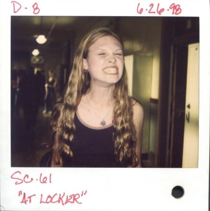 TheCinesthetic's tweet photo. Julia Stiles polaroids for 10 Things I Hate About You, 1999 https://t.co/L0V1NpbZ8J