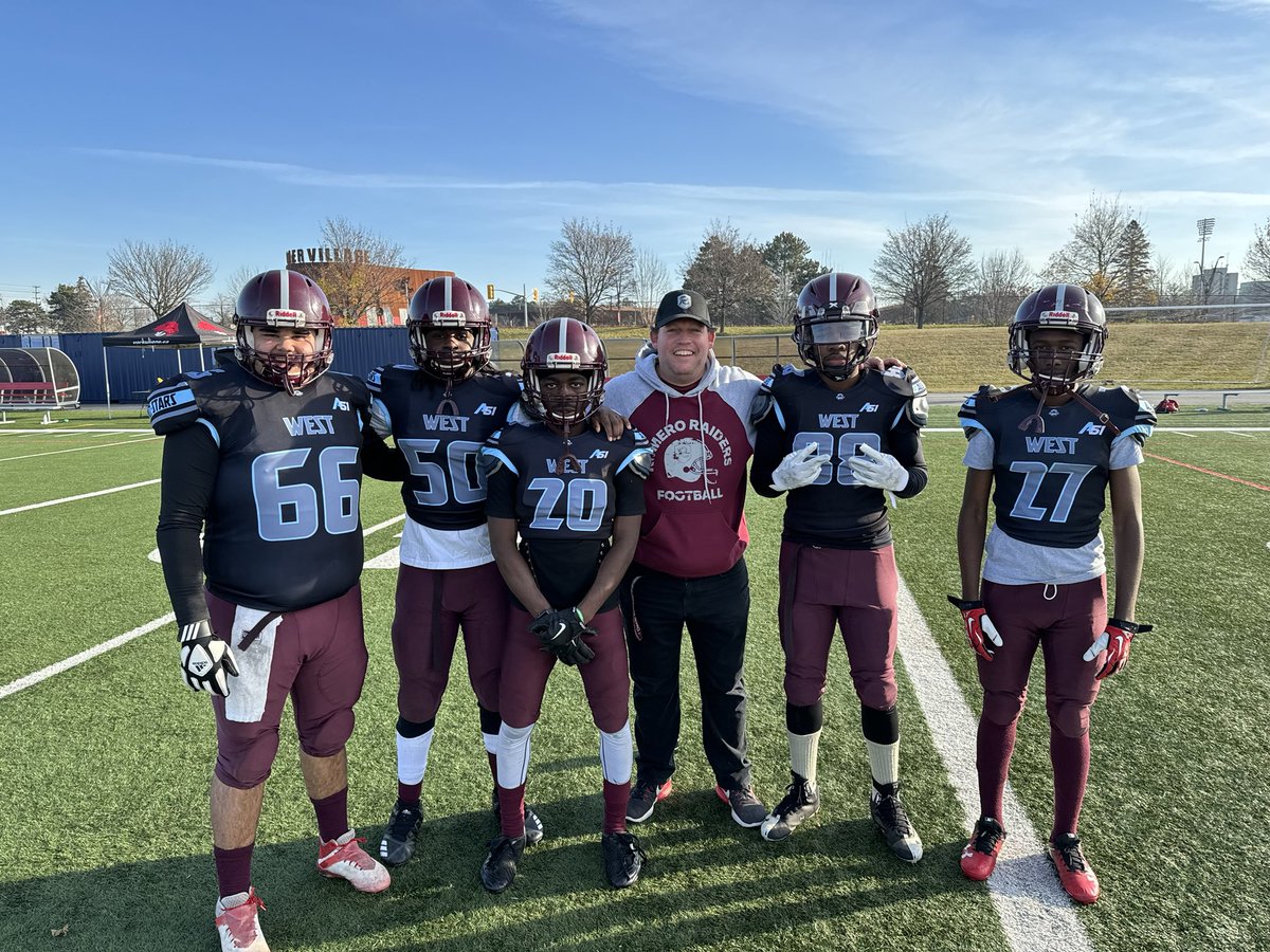 Congrats to five Raiders selected to participate in today’s ⁦<a href="/FootballTO_/">Football Toronto</a>⁩ High School All Star game. ⁦<a href="/TCDSB/">Toronto Catholic District School Board</a>⁩ ⁦<a href="/TCDSB_AJBRIA/">SO Bria</a>⁩ ⁦@DDiGiorgio_⁩ ⁦<a href="/romeroraiders/">Saint Oscar Romero Catholic Secondary School</a>⁩ ⁦<a href="/onhsfball/">ONHSFBALL</a>⁩ #BeTheDifference