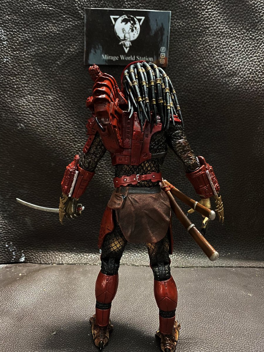 Mirage_TC_'s tweet photo. 📷📷 Sending work to customers. Custom and repaint Big red Predator.
- Make a resin cast mold of the left claw.
- Painted body and armor
- Decorate the head of the mask to add the ultimate body.
#avp #predator #Bigredpredator #alien #custom #model #repaint #Bigred #sculpture https://t.co/WBKr3mLh3P