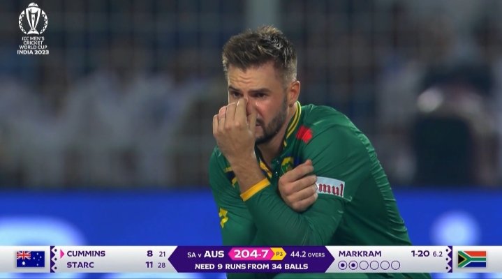 MSD_VK_KLR's tweet photo. Another heartbreak 💔
#SAvsAUS https://t.co/Luyb0aTGYa
