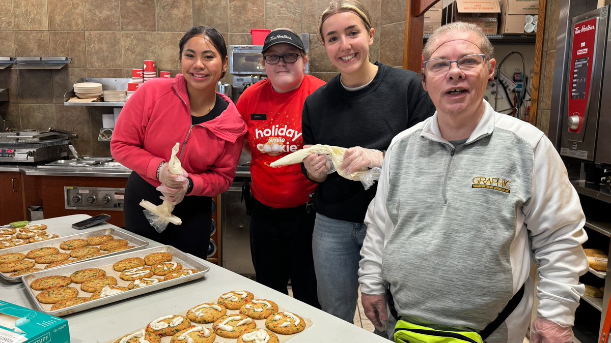 unitedwaykfla's tweet photo. Let's keep spreading kindness in our community by treating ourselves to a cookie (or a few dozen) and showing support and #locallove! #HolidaySmileCookie #LocalLove #communitysupport #smilecookies #StrongerTogether #support https://t.co/M3XkBM11y0