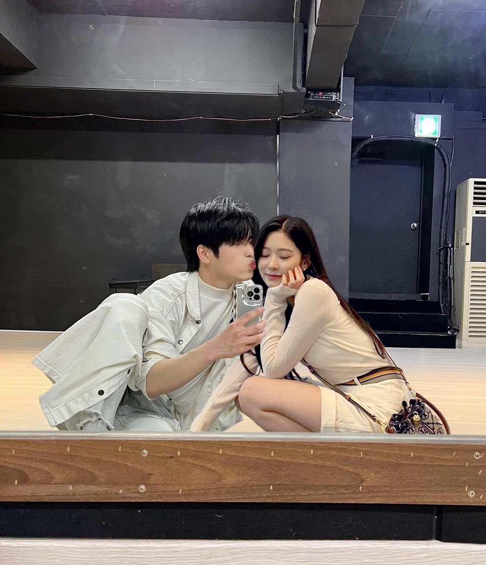 diamarshie's tweet photo. ㅤㅤ

ㅤㅤ https://t.co/6s54DCpJoY