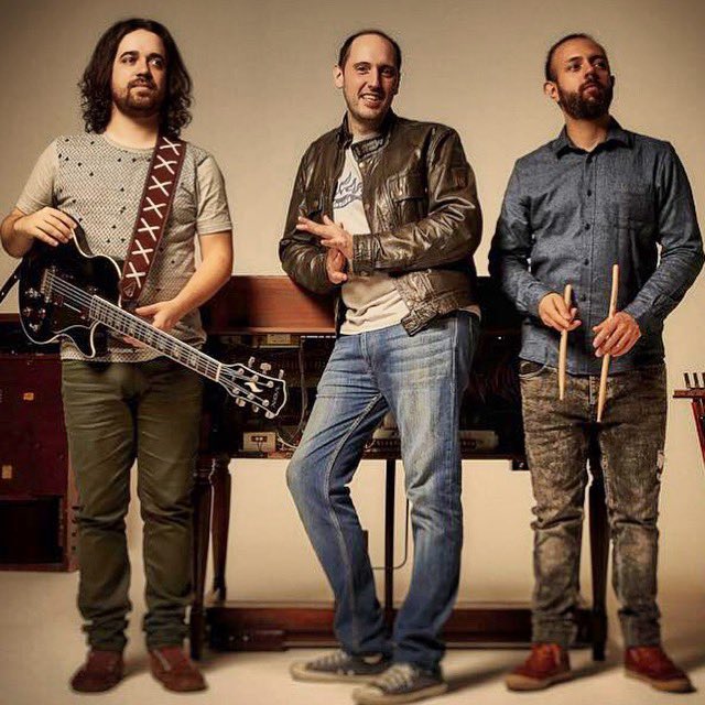 Hammond Grooves is a Brazilian organ trio that blends latin and native r... youtube.com/shorts/uDU6K_y… via <a href="/YouTube/">YouTube</a>