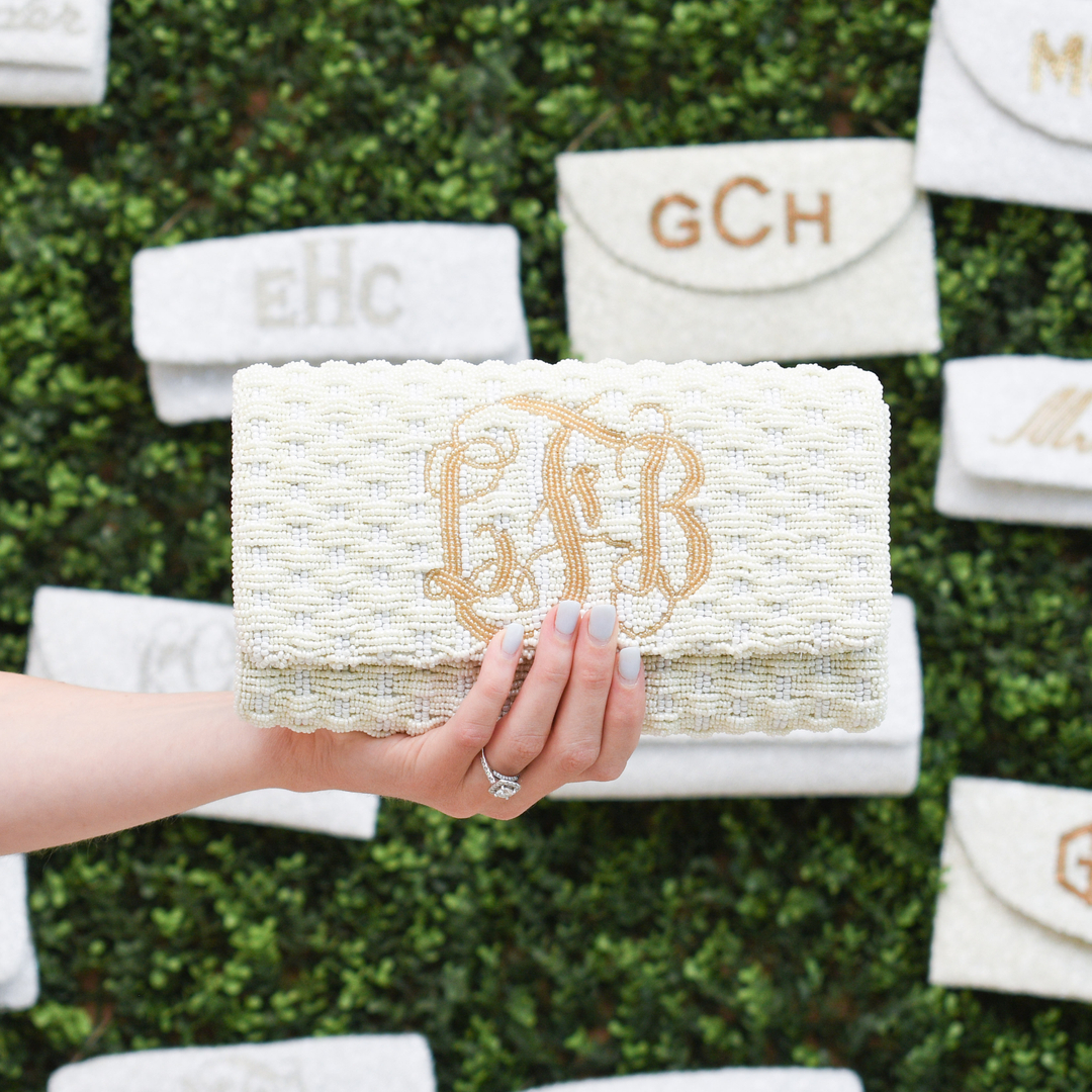 CPrepMonograms's tweet image. Beautiful Basketweave!  Jackie Basketweave Clutch in White with Coffee Script Monogram.   Save 20% during our Pre-Holiday Sale!  No code necessary.  Discount automatically applied at checkout.