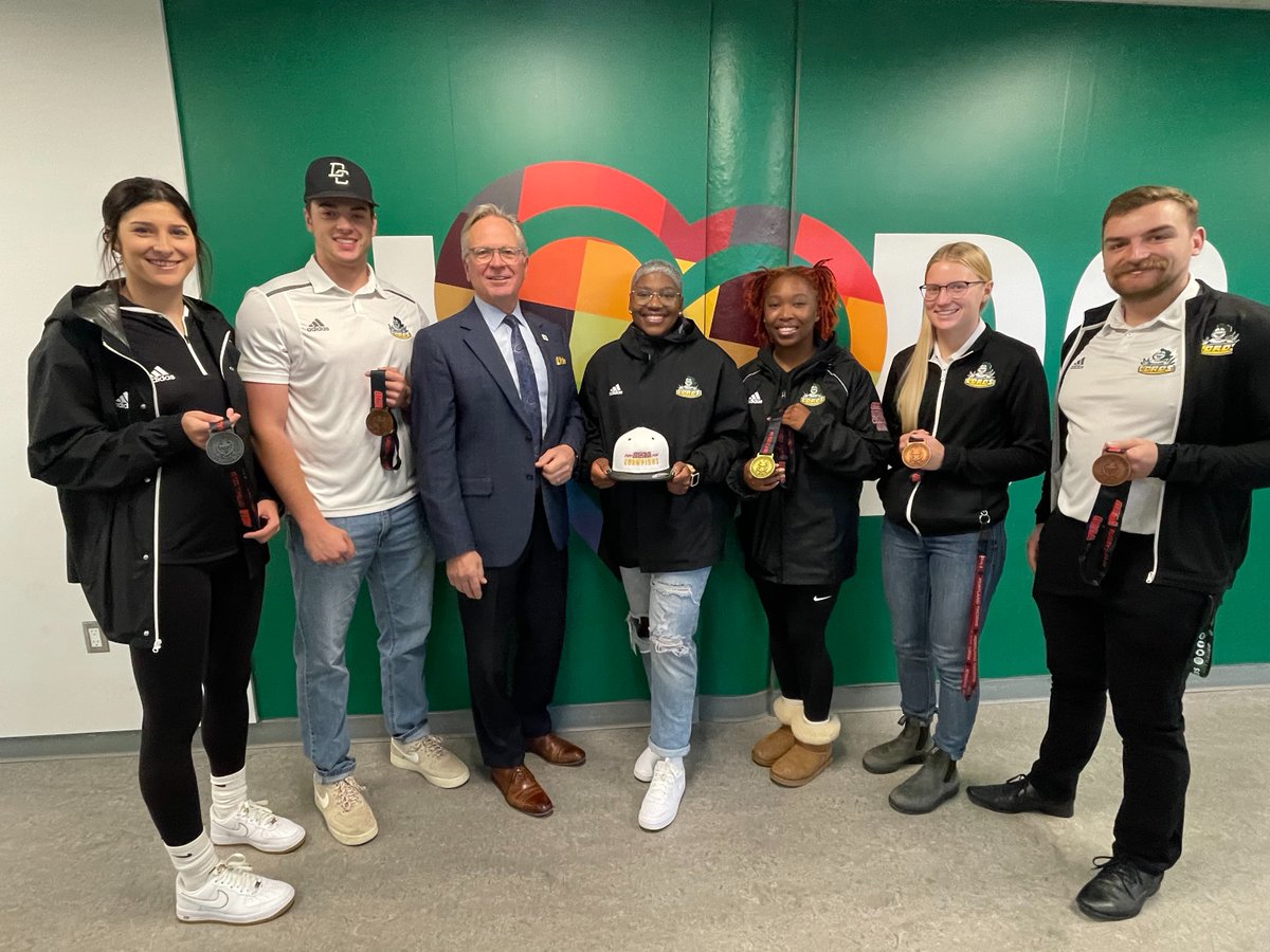 Durham College finished the fall with medals at five provincial championships and our captains were thrilled for the opportunity to present President Don Lovisa with a medal thanks to his incredible support of our varsity programs!