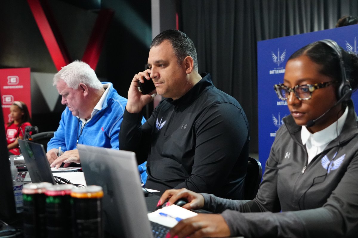 BattlehawksUFL's tweet photo. one year ago today, we turned dreams to reality when we selected 45 players in the #XFLdraft 👏 https://t.co/ro1WK2cHcN