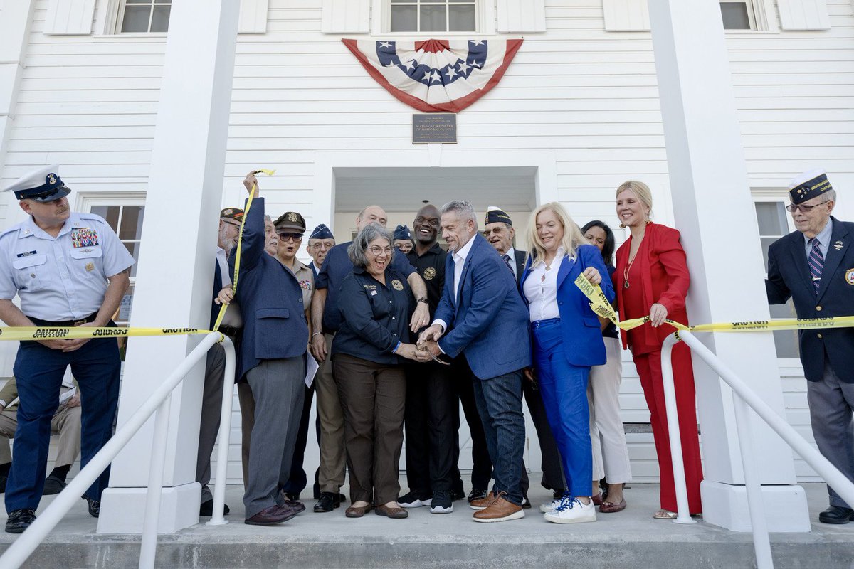 MiamiMilitary's tweet photo. We celebrated the Grand Opening of the Miami-Dade Military Museum on Veterans Day, 11/11/2023, with grateful hearts, honoring those who served.

On Give Miami Day, 11/16/2023, you can help support our museum.

Thank you to everyone who’s made this journey possible. #veteransday https://t.co/lBcBYzOOGY