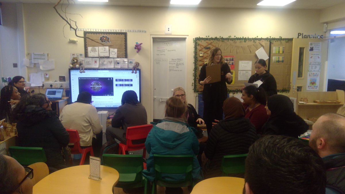 ChilwellCroft's tweet image. Staff enjoyed Wednesday's CPD event with our Early Years/Year 1 Phase Leader. There's nothing like a quiz to get participants thinking!  Who doesn't enjoy a quiz?
#Couldyouanswerthequestions
#Exploringtogether
#EYFS
#TeamChilwell