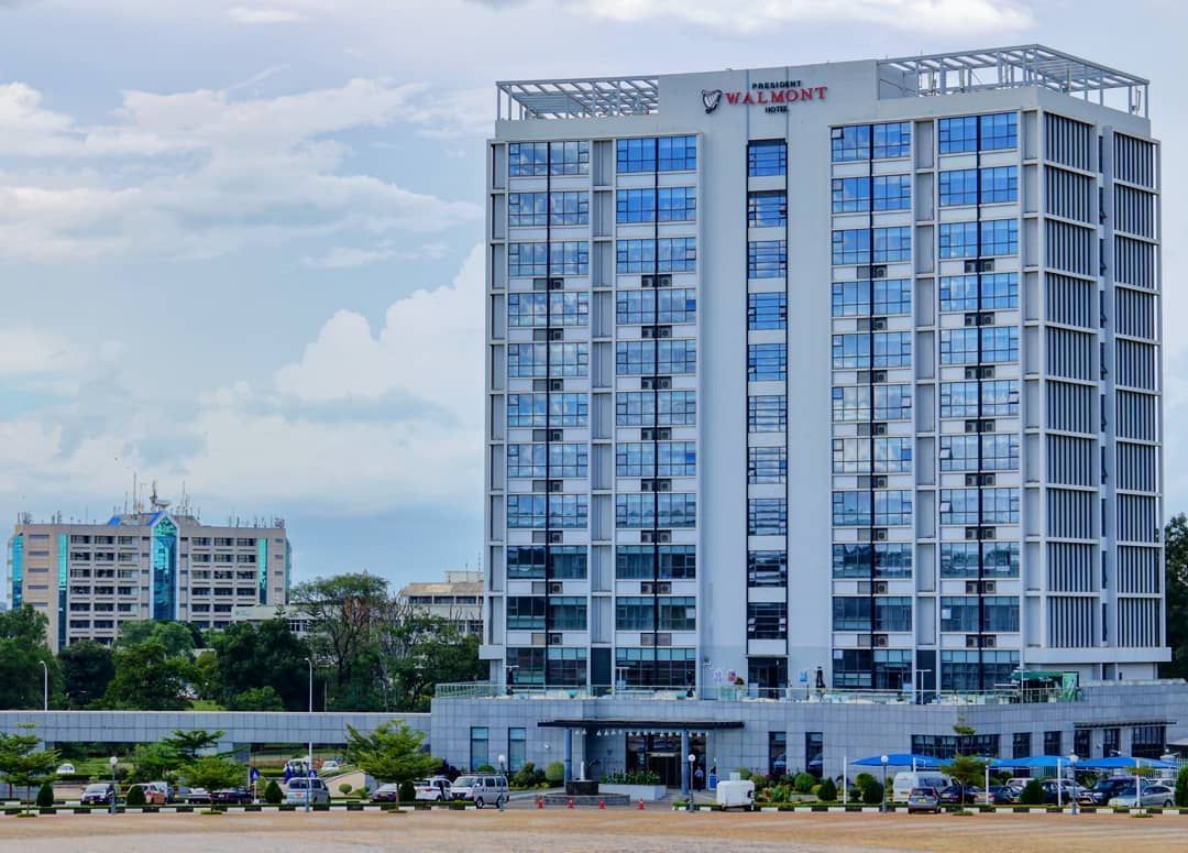 President Walmont Hotel in #Lilongwe is the tallest hotel building in #malawi. When it opened in 2013 it was the first five star hotel in the nation.
 #hotels #tourism #accomodation #lilongwehappens #travel #bedandbreakfast #fivestarhotel