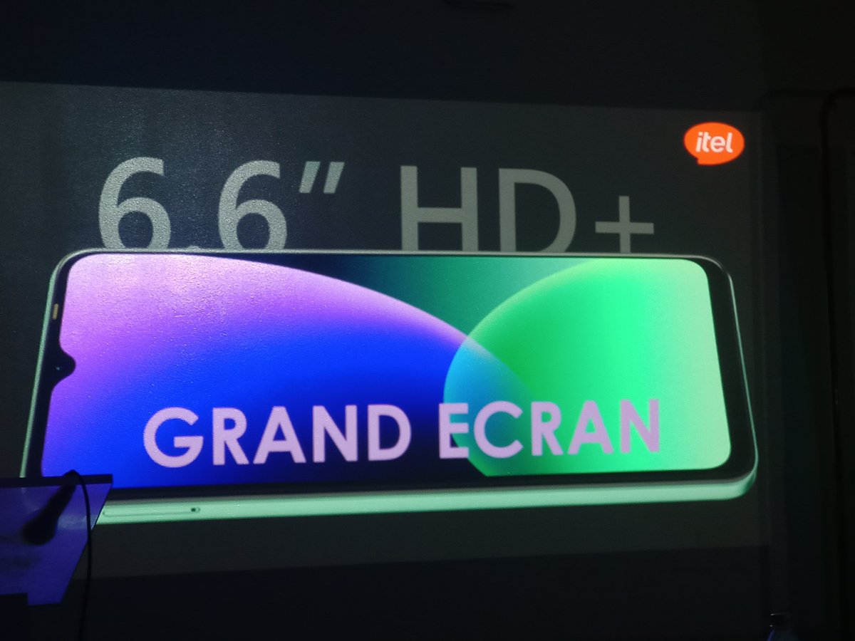 aboukam's tweet image. #Mobile l La marque itel Mobile lance un nouveau smartphone en partenariat avec @MTNCotedIvoire @itelcotedivoire #CIV #MobileNews