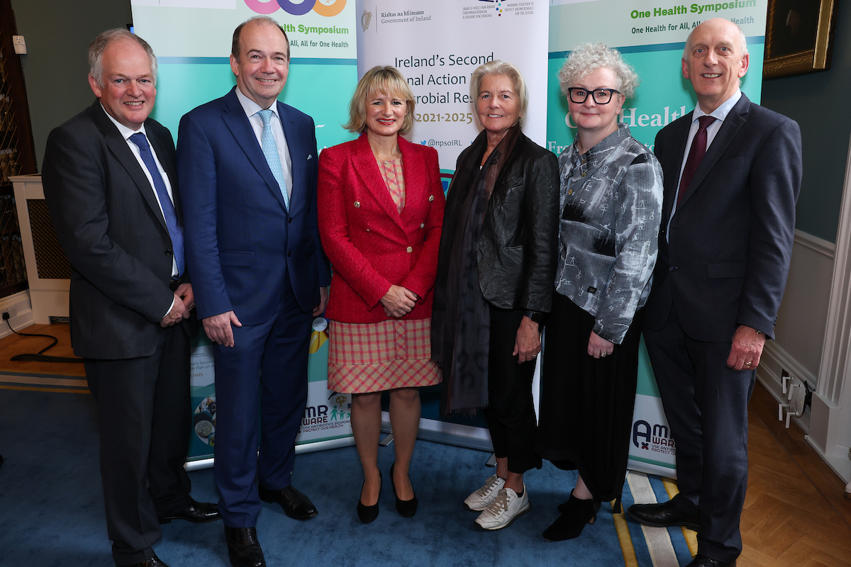 Dept of Agriculture, Food and the Marine (@agriculture_ie) on Twitter photo Ministers launch One-Health Symposium <a href="/RCPI_news/">Royal College of Physicians of Ireland</a>. One Health concept is a worldwide strategy for expanding interdisciplinary collaborations and communications in all aspects of health care for humans, animals, and the environment.
👉gov.ie/en/press-relea… Ministers launch One-Health Symposium <a href="/RCPI_news/">Royal College of Physicians of Ireland</a>. One Health concept is a worldwide strategy for expanding interdisciplinary collaborations and communications in all aspects of health care for humans, animals, and the environment.
👉gov.ie/en/press-relea…