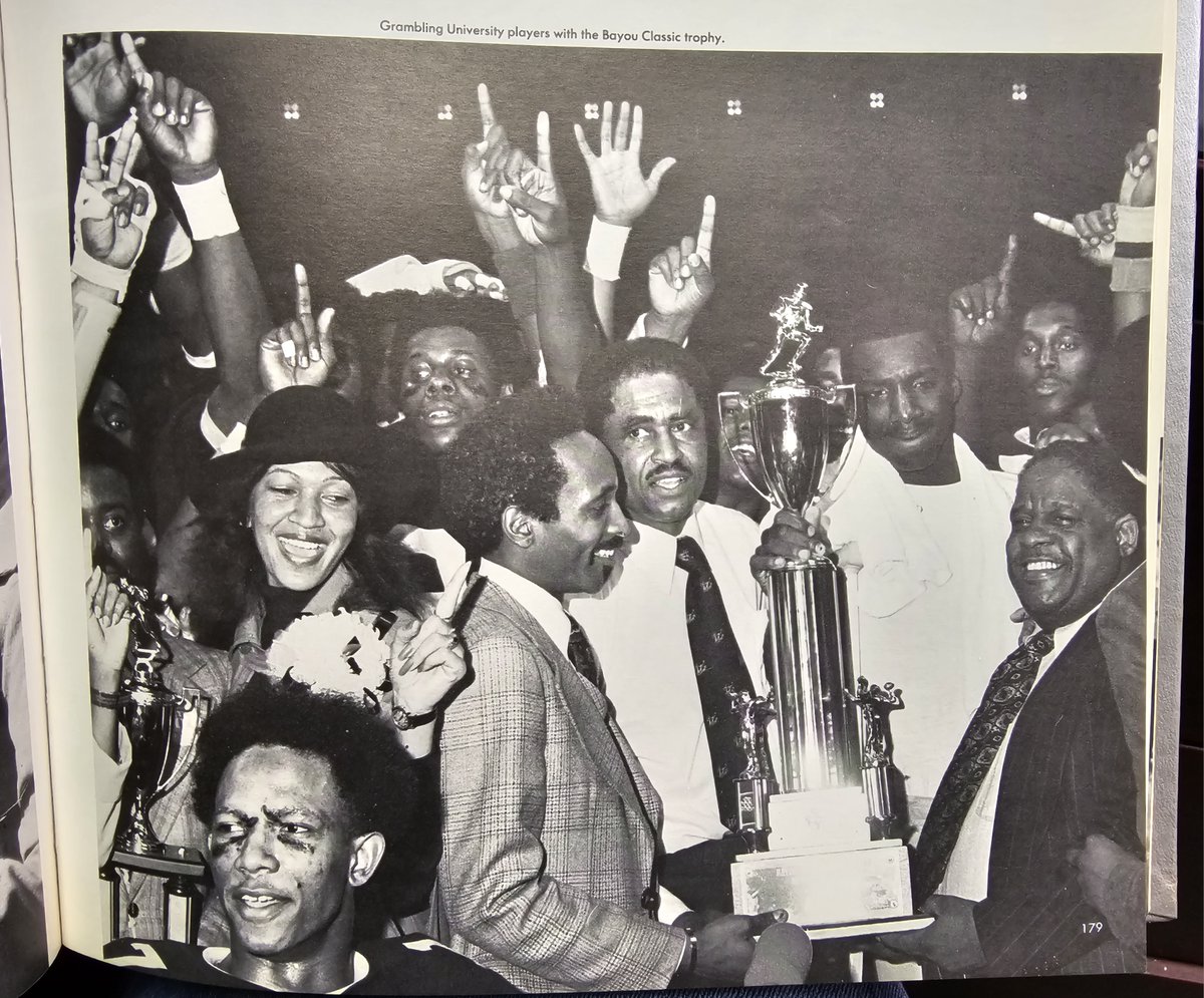Grambling1901's tweet photo. "Classic photos of the Classic."

Today, we're looking back to 1975 and enjoying the nostalgia of the early days of the Bayou Classic. #BayouClassic #GramFamFlashback https://t.co/ABkqhK55qd