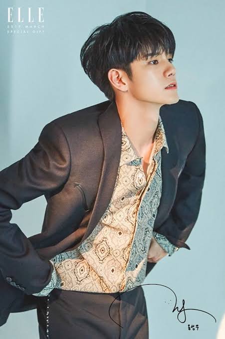 apcd03162's tweet photo. °˖✧ โปสเตอร์คุณอง(แผ่นใหญ่) จากนิตยสาร ELLE (2019) 

🌟ซ้าย(ยีนส์)มี 2 ขวา(สูท)มี 1
🌟120฿/แผ่น
      สองแผ่น 220฿
      เหมาสามแผ่น 330฿

📌 ราคารวมส่งใส่กระบอก

#ตลาดนัดwelo #ตลาดนัดวีโร #ตลาดนัดองซองอู #องซองอู
#hygge_collection https://t.co/AfXfIX6HVT