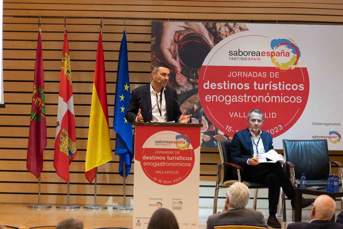 Noticia: Destacados Líderes del Turismo Enogastronómico se reúnen en Valladolid. ¡Inspiración y experiencias culinarias de la mano de líderes del sector! #EnogastronomíaValladolid #TurismoCulinario @CEHEhosteleria   mtr.cool/jsycpvcmiq