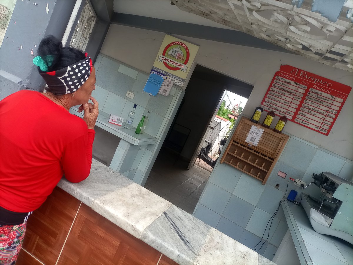 uebelparqueo's tweet photo. #UEBElParqueo,la unidad la casa del vino y el Huevo Estrellado brinda servicios de calidad a la población
#grastonomiapinar https://t.co/BprJHkepDS