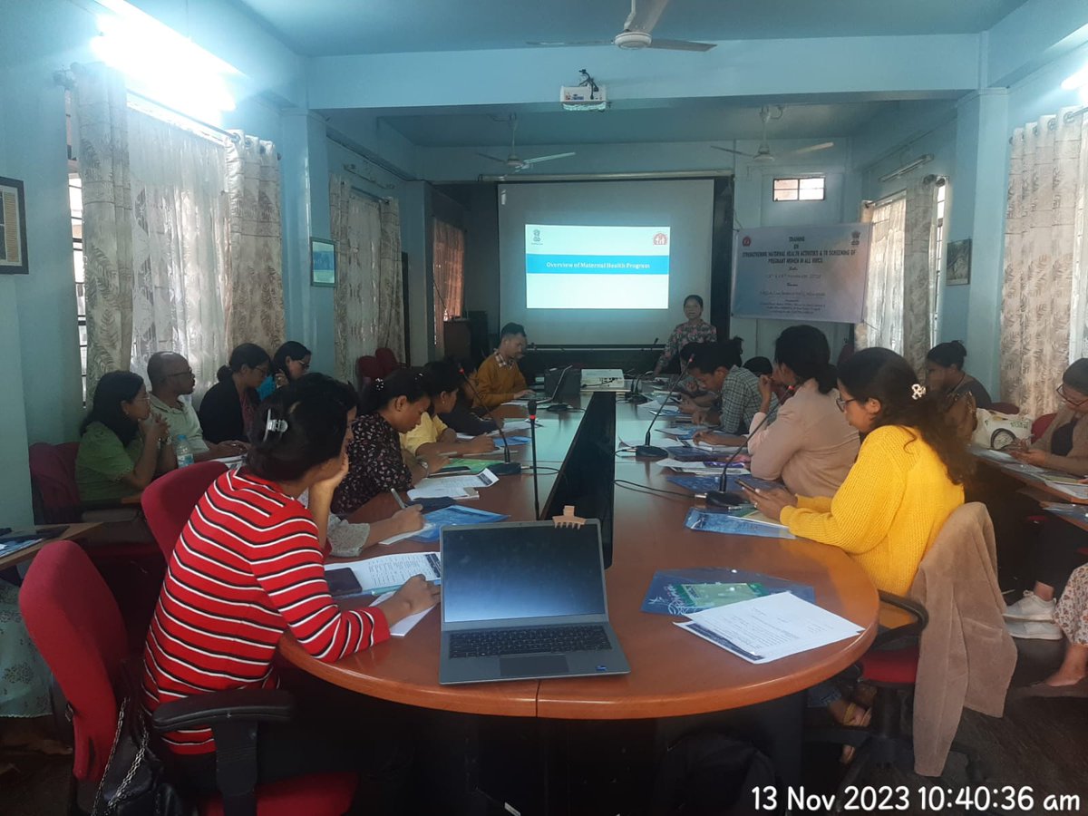 NISHTHA_CPHC's tweet photo. #NISHTHA empowers MLHPs in #RiBhoi, #Meghalaya! 
#NISHTHA facilitated a training on Strengthening #MaternalHealth, #FamilyPlanning activities &amp; #TBscreening of Pregnant Woman at Health and Wellness Centres, for #MLHPs at #RiBhoi District, #Meghalaya. https://t.co/7yxe3BysdM