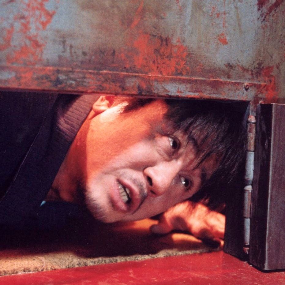 Mor Media Charity | Cornwall Film Festival (@cornwallfilm) on Twitter photo TOMORROW we'll be screening our Late-night Thriller - Park Chan-wook's cult classic Oldboy - restored and remastered in stunning 4K!
17th November <a href="/PolyFalmouth/">Poly Falmouth</a> | 22:00 - 23:30 | buff.ly/3rvSyn1 TOMORROW we'll be screening our Late-night Thriller - Park Chan-wook's cult classic Oldboy - restored and remastered in stunning 4K!
17th November <a href="/PolyFalmouth/">Poly Falmouth</a> | 22:00 - 23:30 | buff.ly/3rvSyn1