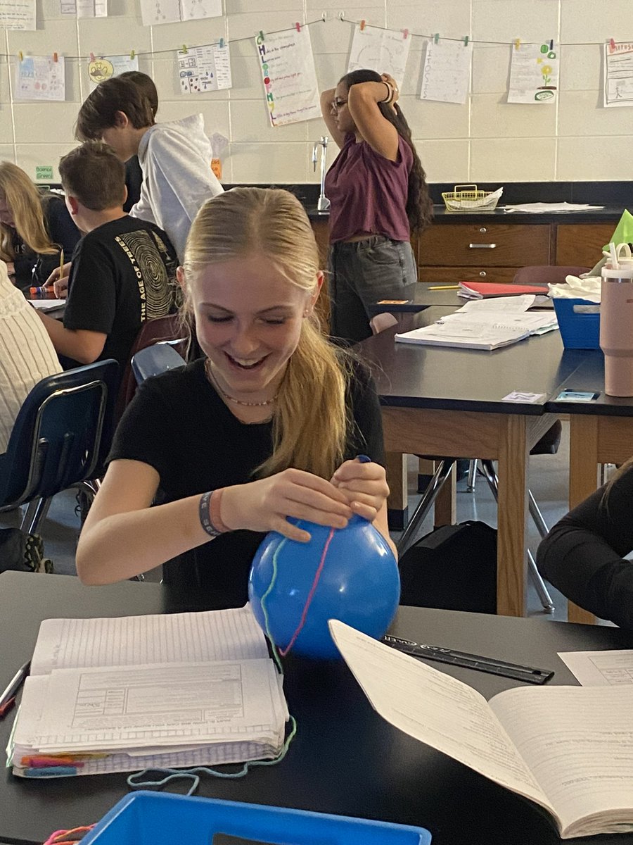 Lisa Darrow tweet media