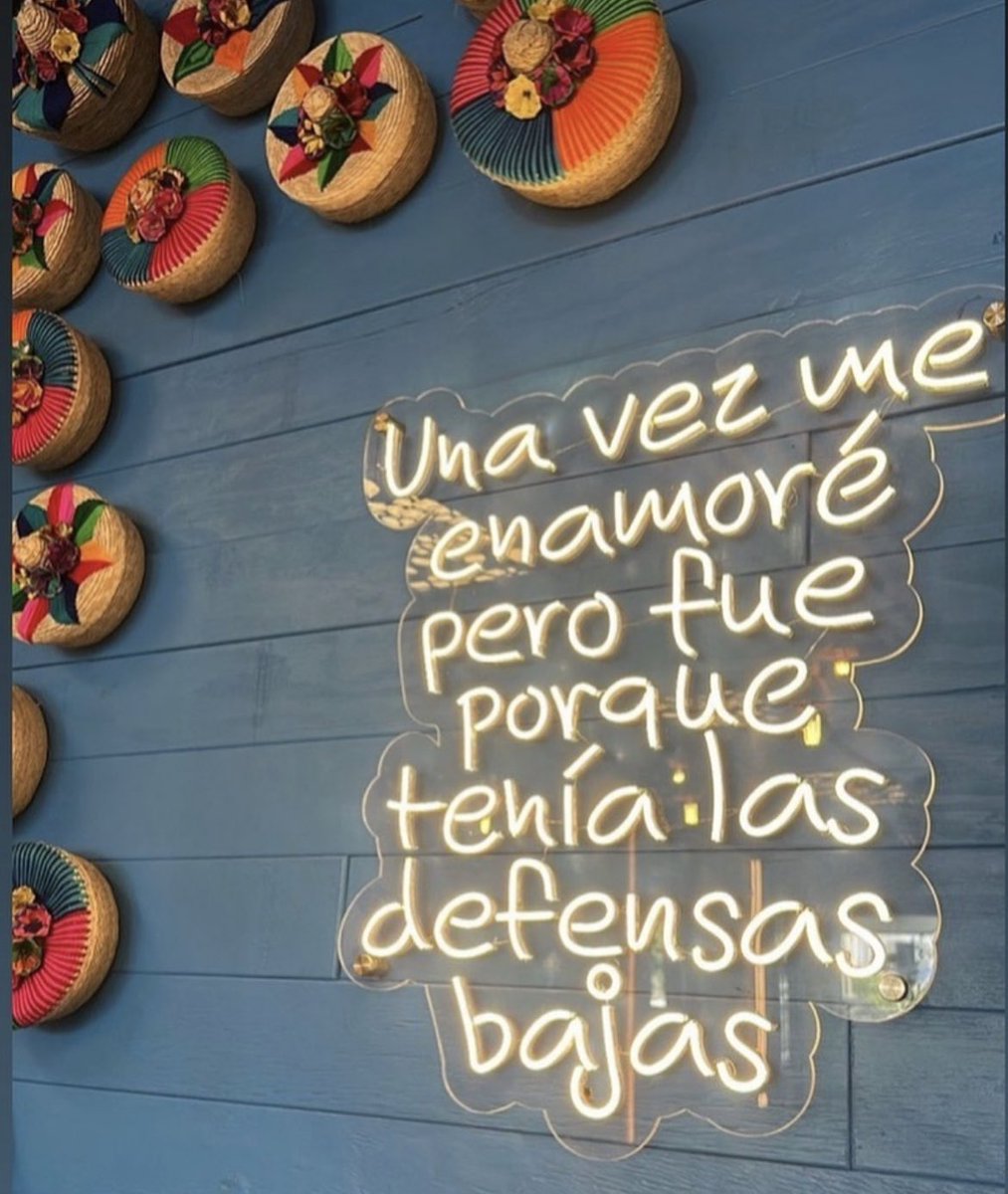 nutricionaltip's tweet photo. Buen vibroso día!!!! Por eso coman bien PARA QUE NO LES PASE 😂😂😂😂 https://t.co/XIIIo785az