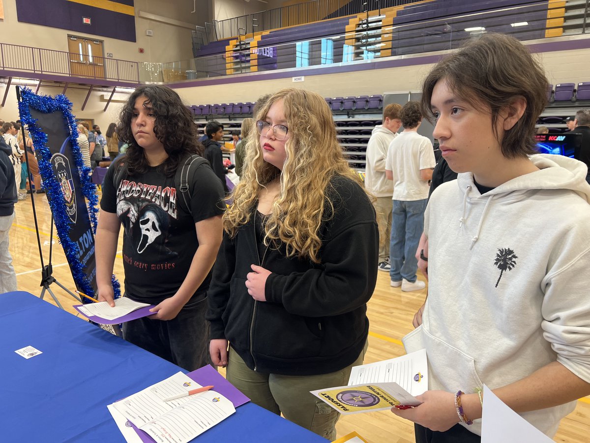 Students in the Freshman Academy at Belton High School attended a career fair this morning, with 54 business partners! Students visited with more than 100 community partners and explored different career paths. #Proud2BPirates #BSDAchieves