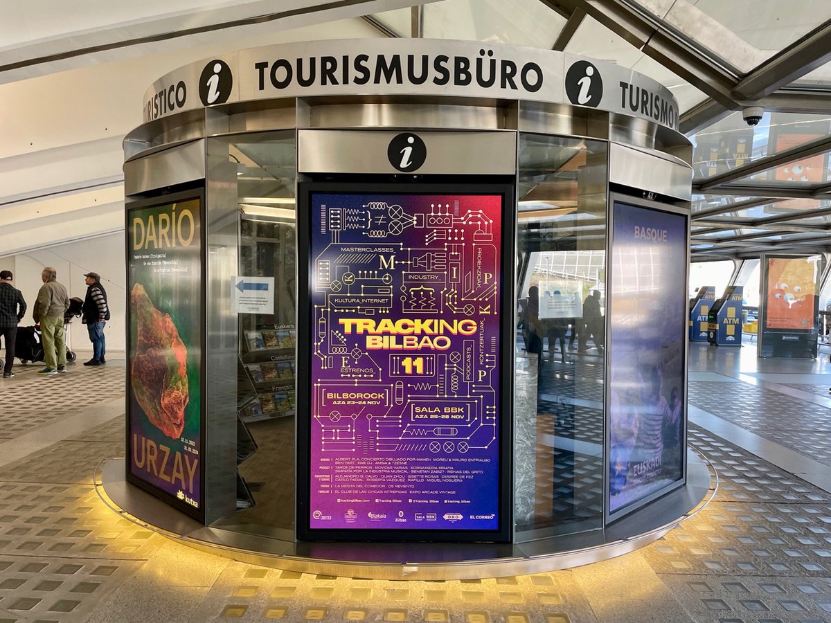 Tracking_Bilbao's tweet photo. El cartel de #TrackingBilbao11 en el Aeropuerto de Bilbao. ¡Mil gracias @BilbaoAirport &amp; @i_Euskadi!

Tracking Bilbao 11-ko kartela ikusgai jada Bilboko aireportuan. Eskerrik asko!!!!

#TrackingIsComing https://t.co/pStDXq8j6R