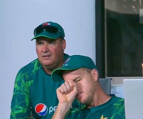 buh1e's tweet image. I actually had that hope 🤦🏽‍♂️ .. I think what hurts most is that we could have won this semi-finals 🤦🏽‍♂️💔

#SAvAUS  #CWC23semifinal  #ProteasFire