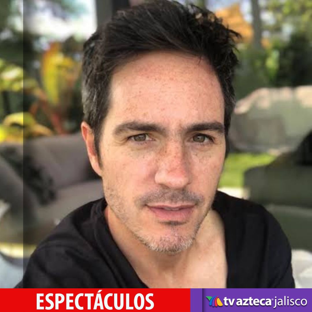 TVAztecaJalisco's tweet photo. 🔴#ESPECTÁCULOS 🎉 Un día como hoy de 1977 nació Mauricio Ochmann, reconocido por su trabajo en el cine y la televisión, además, ha sido protagonista de grandes series y películas mexicanas. ¡Feliz cumpleaños! 🎊 https://t.co/4ryLfNJstk