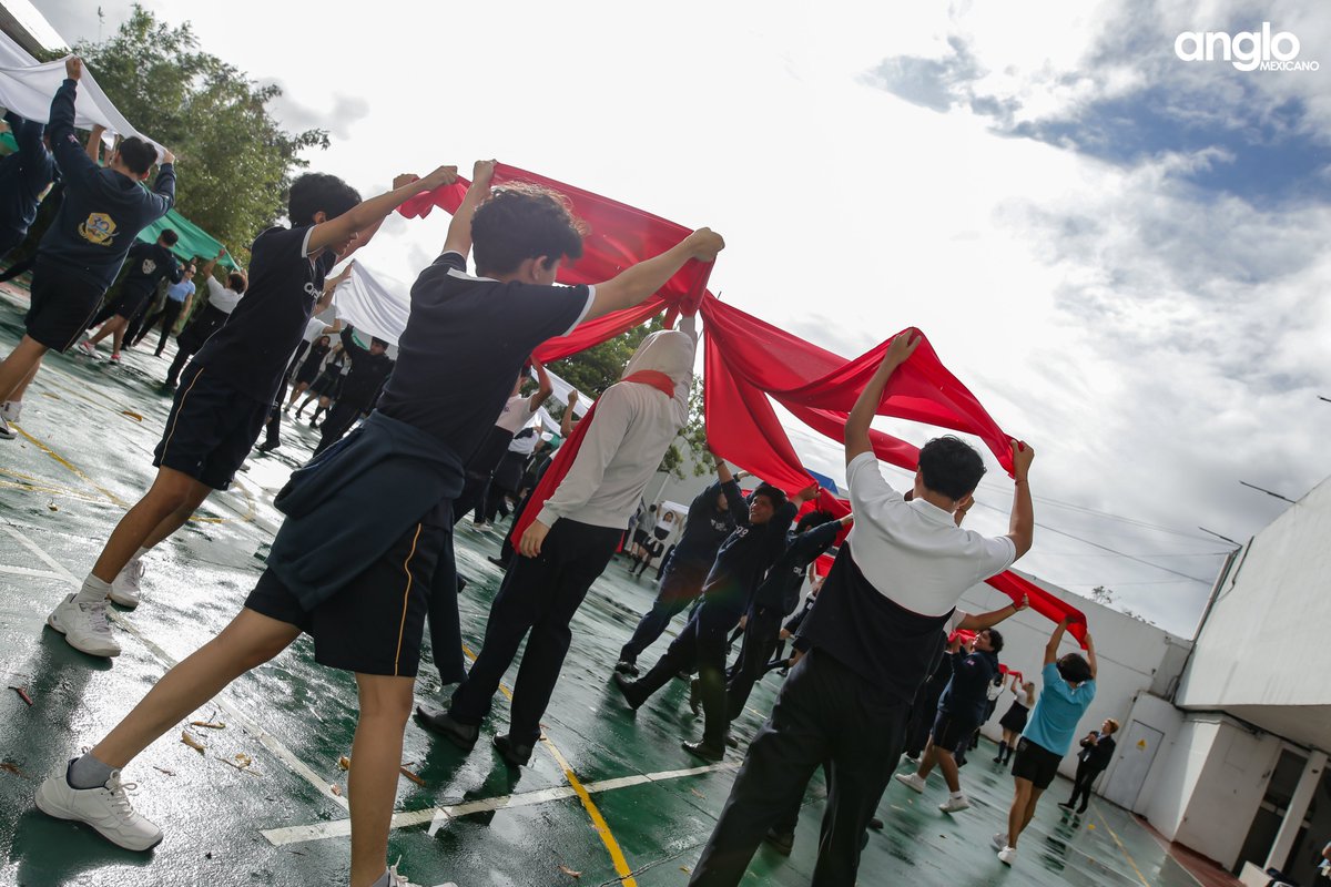 Nuestros alumnos están listos para tener una gran participación este próximo desfile conmemorativo a la Revolución Mexicana. ¡Mucho éxito!
#ColegioAngloMexicanoDeCoatzacoalcos #AngloMexicano #Bachillerato #PrepaCAM #Coatzacoalcos #OrgullosamenteAngloMexicano