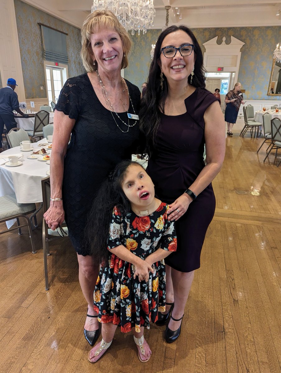FamilytoFamily's tweet photo. Thanks for a successful luncheon honoring @DianaAvila &amp; Valentina #Disabilities #Possibilities https://t.co/OfHo2Vl6t8