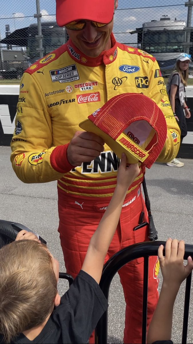 atchleycal's tweet photo. @c_neighbors @NASCAR They are ready for the 2024 season to start up! @NASCAR @Daniel_SuarezG @joeylogano https://t.co/kQ12wDPDOF