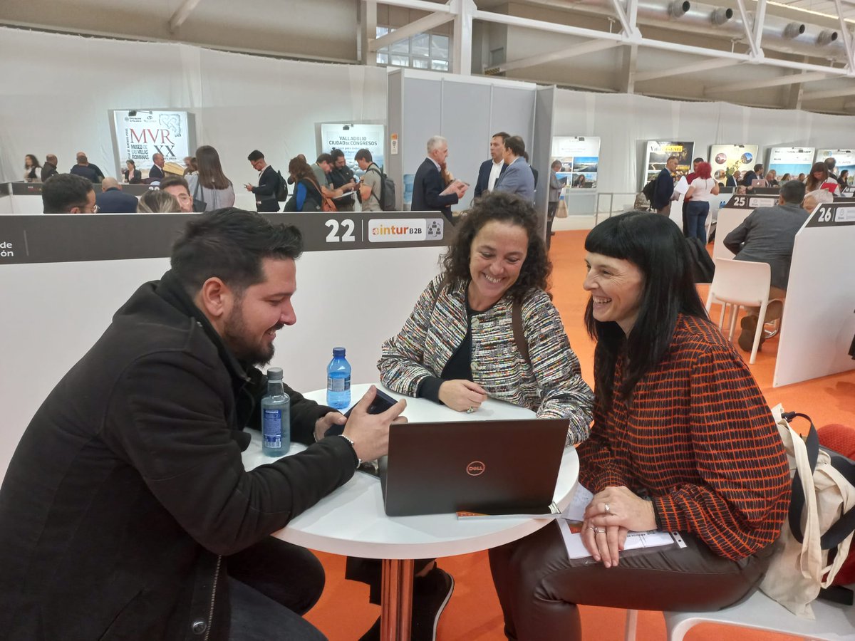 TurismoPro_na's tweet photo. Turismo de Navarra asiste a la #INTUR2023 (Feria internacional de Turismo de Interior) en Valladolid @feriavalladolid . Hoy, día de reuniones con profesionales, touroperadores y agencias
👉🏻 https://t.co/1OhWm14XAF
#INTURTalks #INTURNegocios https://t.co/gwG7pQJjKY