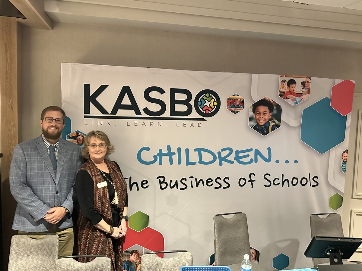 ksbanews's tweet photo. KSBA Policy consultants Ben Kinderis & Kim Barker-Burton presented during this week's Ky. Association of School Business Officials conference in Lexington. School Finance officers play a critical role in the operations of our public schools & we are proud to support them! #KASBO https://t.co/ysmAToout2
