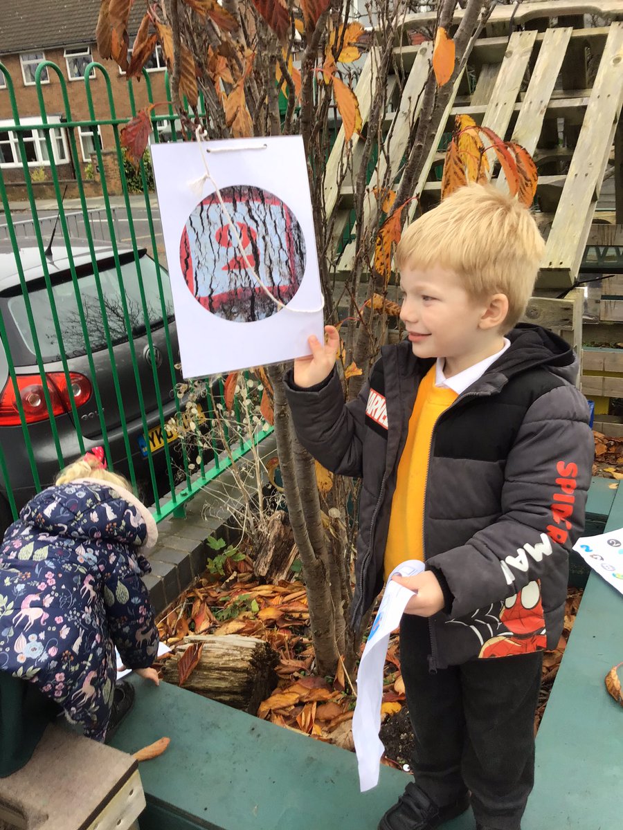 EYFSSJV's tweet photo. We went on a numeral 2 hunt. We were very excited when we found the matching numeral on our sheets! #SJVMaths https://t.co/O9YPvun3XE