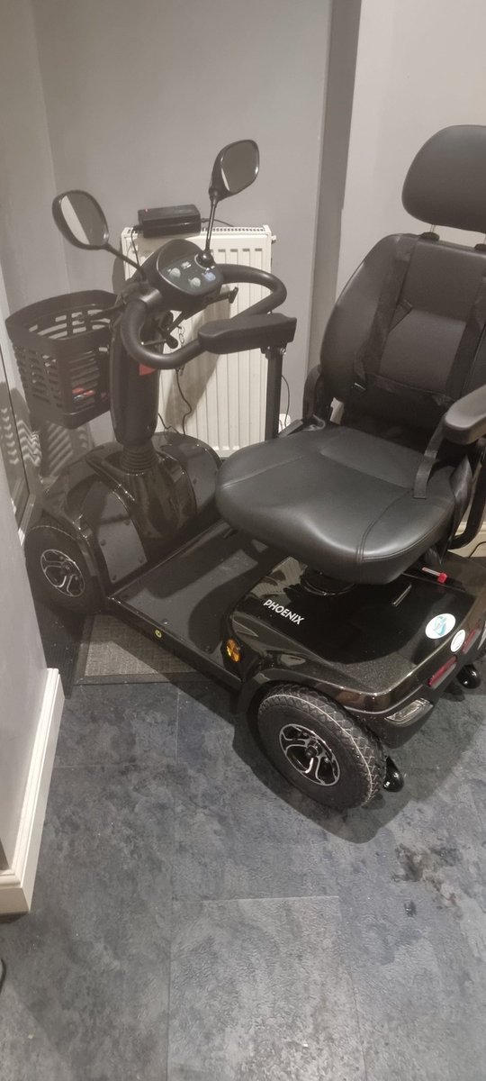 Mikeblackeruk's tweet photo. New wheels to get me around. Its a beast. https://t.co/bs2aKMD8Mw