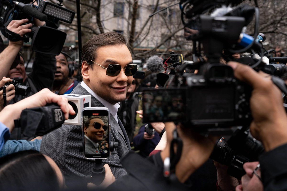 hebennigatu's tweet image. They hate to see a girlboss winning