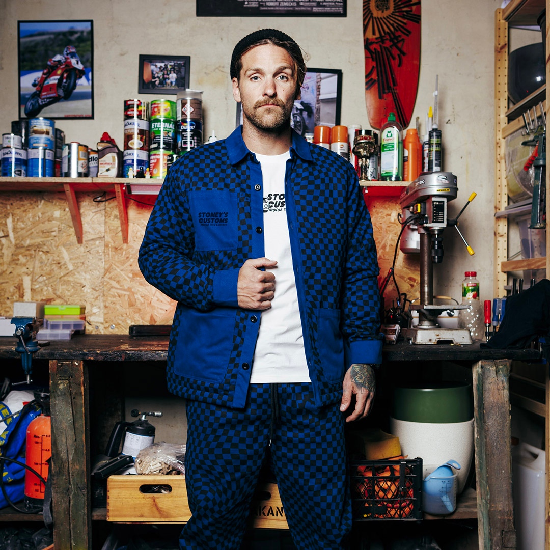 DudesFactory's tweet photo. Did you know motor oil resembles the beer line cleaner? No worries, your pint might taste funny, but you won't look funny. Check out our 100% cotton twill jacket and matching trousers inspired by cool car transformations. #FW23Collection
***
Shop the look: https://t.co/EpVimIJH4b https://t.co/q5WpqxjxMZ