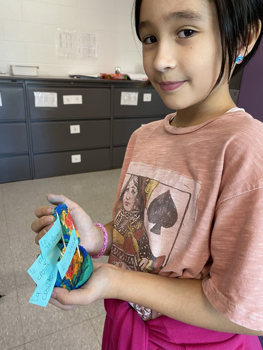 WOM_ES's tweet photo. Grade 4 EFI students (Noah and Kaiya) explore and create layers of the earth in a 3-D cross-curricular science and visual arts project. https://t.co/0CCASL5RP1
